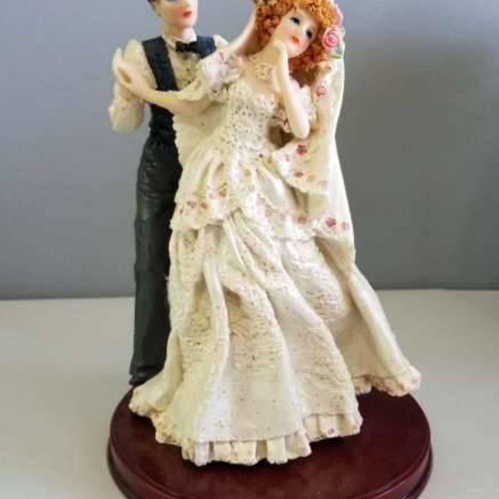 Louis Dionne Figurine in box